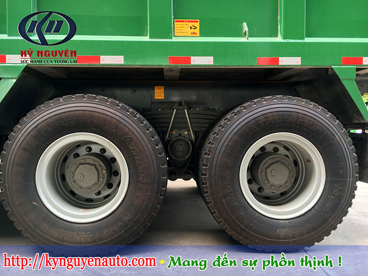 xe tải ben howo 371 hp 8x4 thùng vuông chính hãng nhập khẩu nguyên chiếc