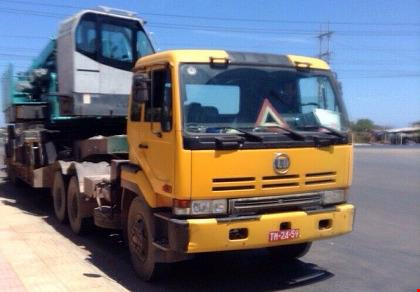 Bình Thuận: Tạm giữ xe biển đỏ nghi lái xe dùng GPLX giả
